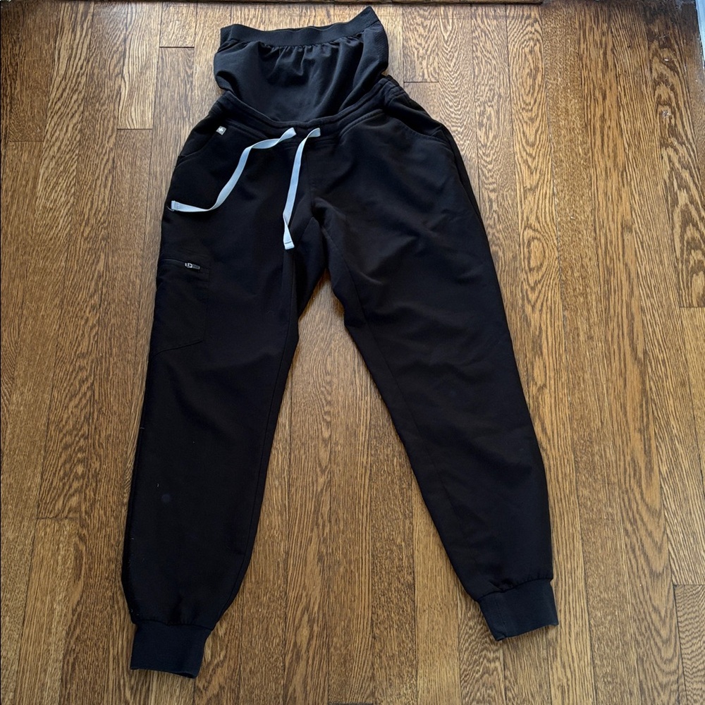 Black XS Figs MATERNITY scrubs jogger style pants